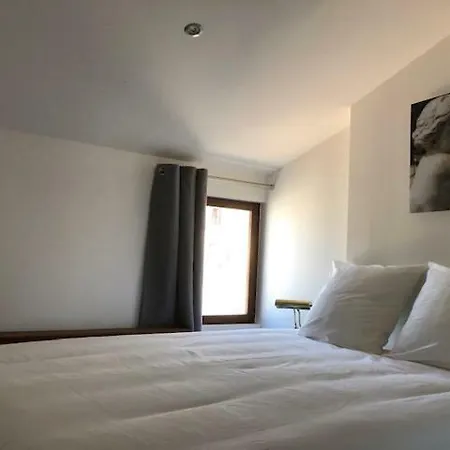 Avec Terrasse Panoramique Au Coeur De Apartmán Nîmes